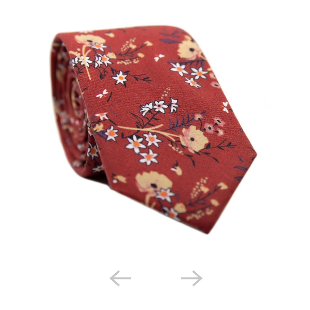 Dazi Autumn - Red Floral Skinny Tie NWT